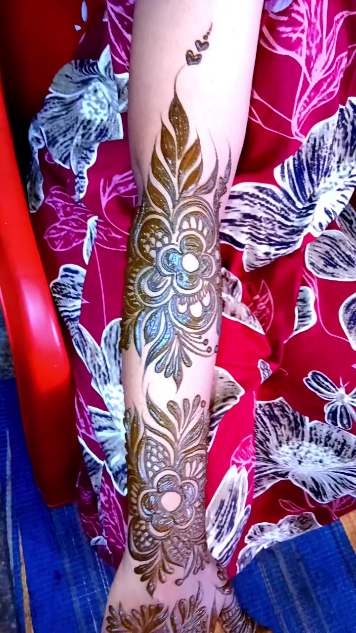 @chichipiko-henna