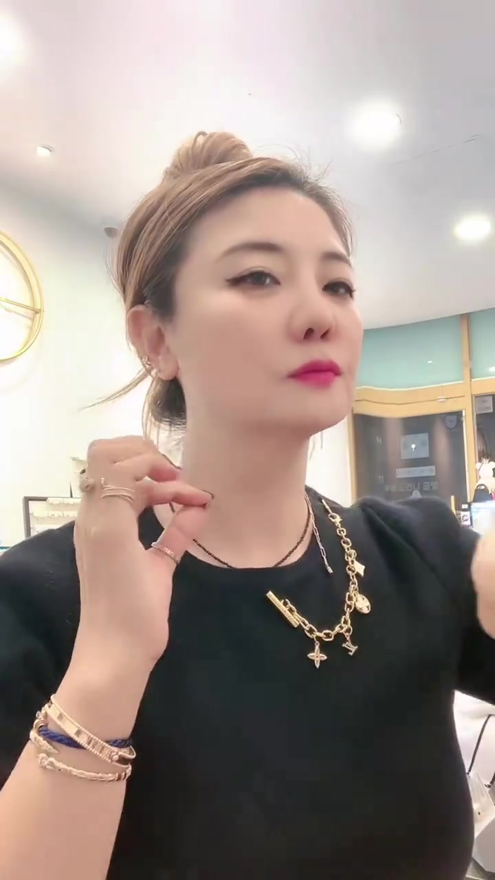@골드언니금별