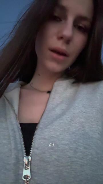 @Viktoriia