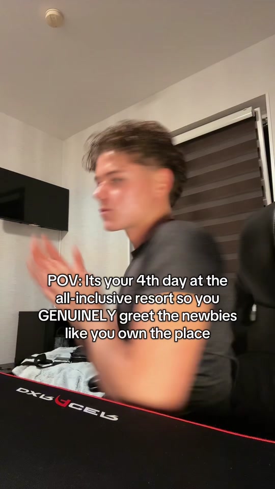 @Yvwes