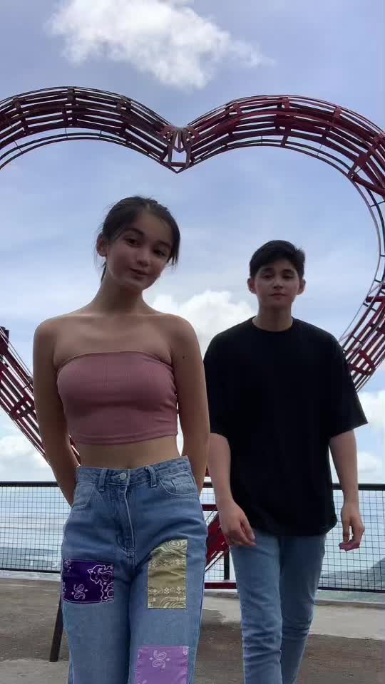 I heart you 🤪💛 #allenansay #sofiapablo | Allen Ansay (@itsmeallenansay)