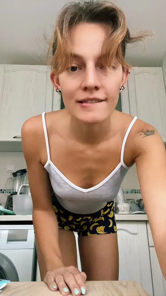 Michelle Moon Sugar (@michellemoonsugar) - Urlebird