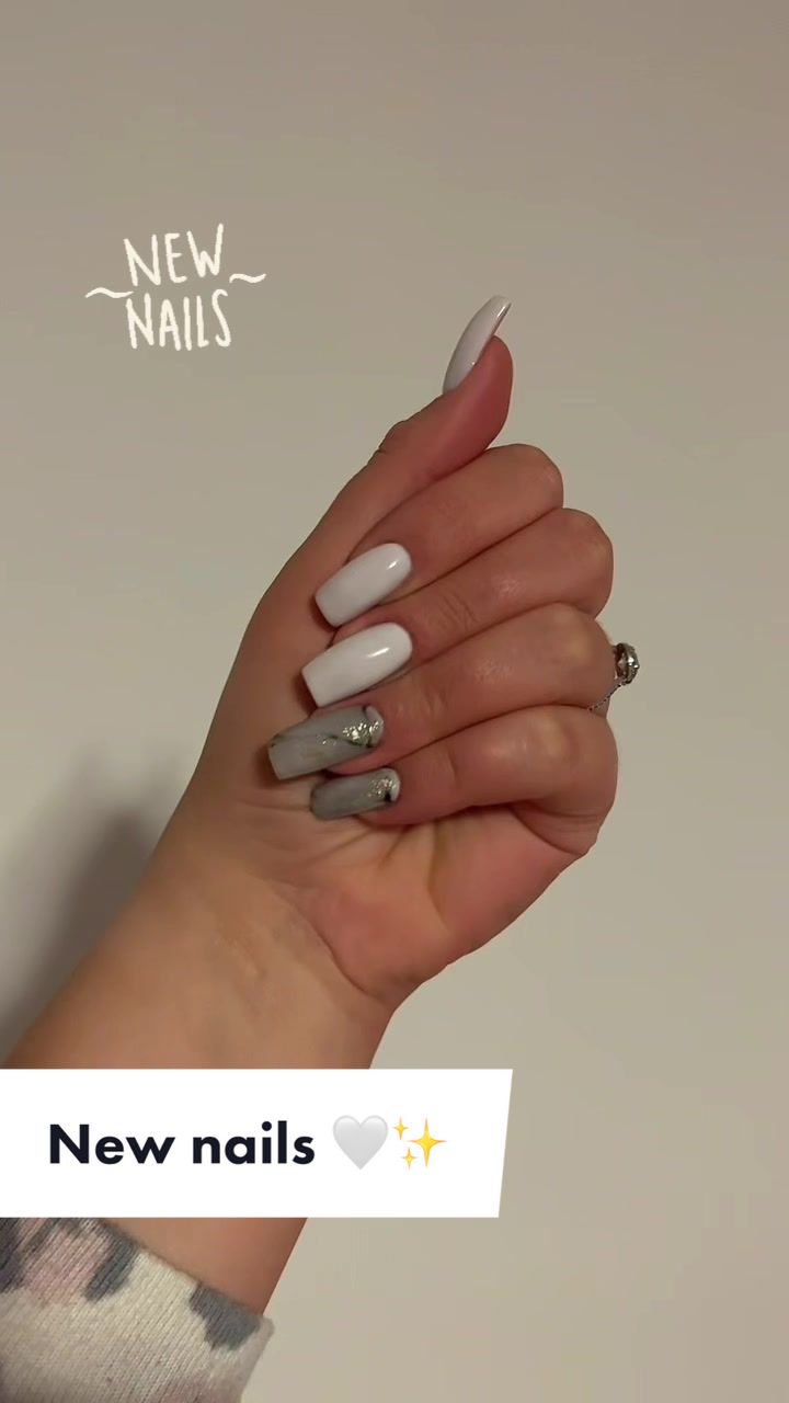 @Fruzsi B