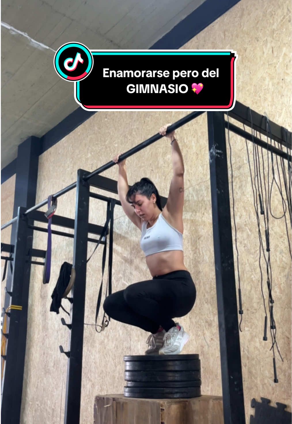 @Ailuu