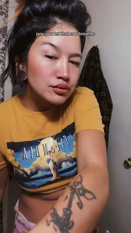 A L E X X 🌟 (@cupofalexx) - Urlebird