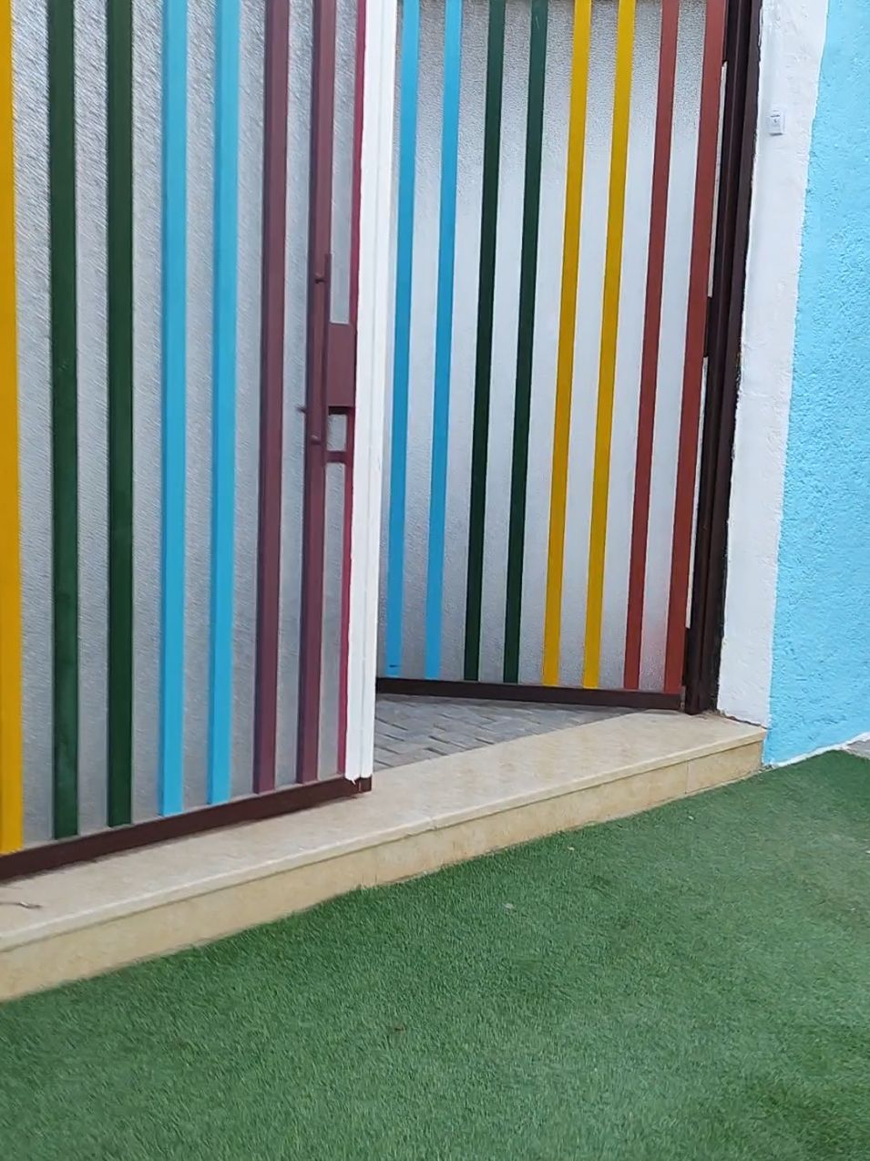 @الفنان الشاب سام