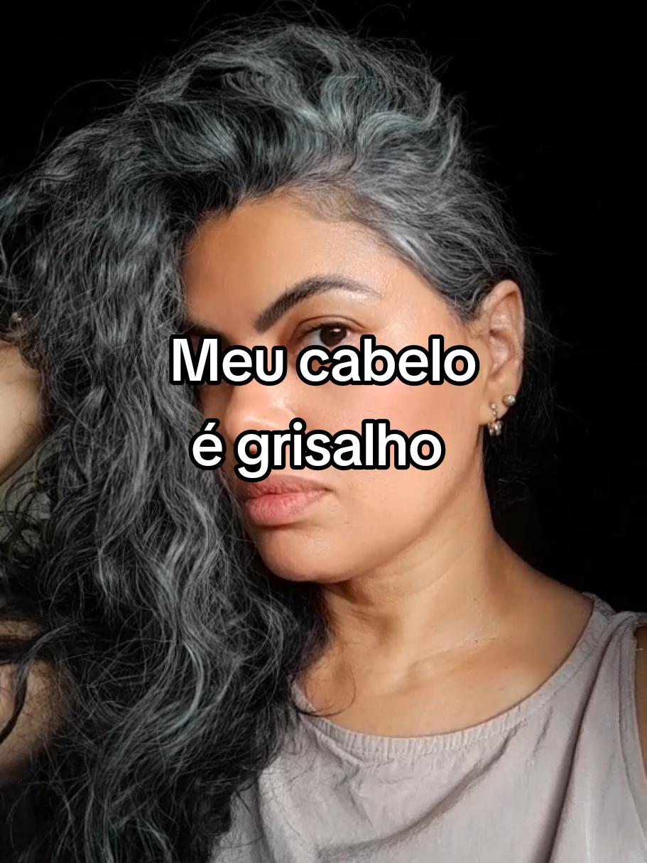 @✨️Dreiah ✨️ Cabelo grisalho