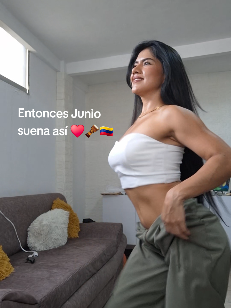 @JuliAnny🦋