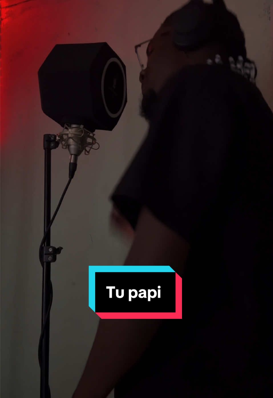 @mvnchv