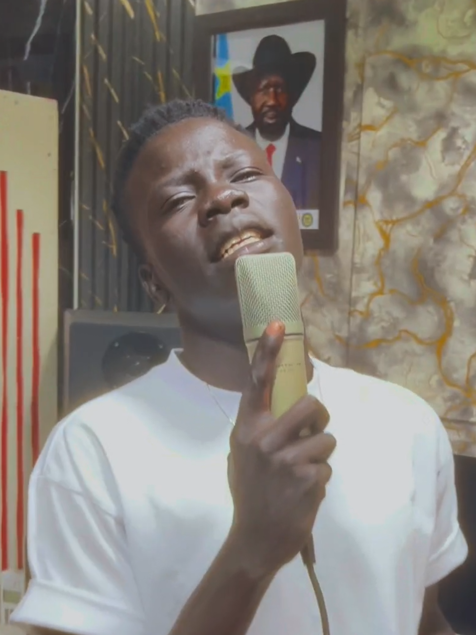 @BITH ATEM 🎙️