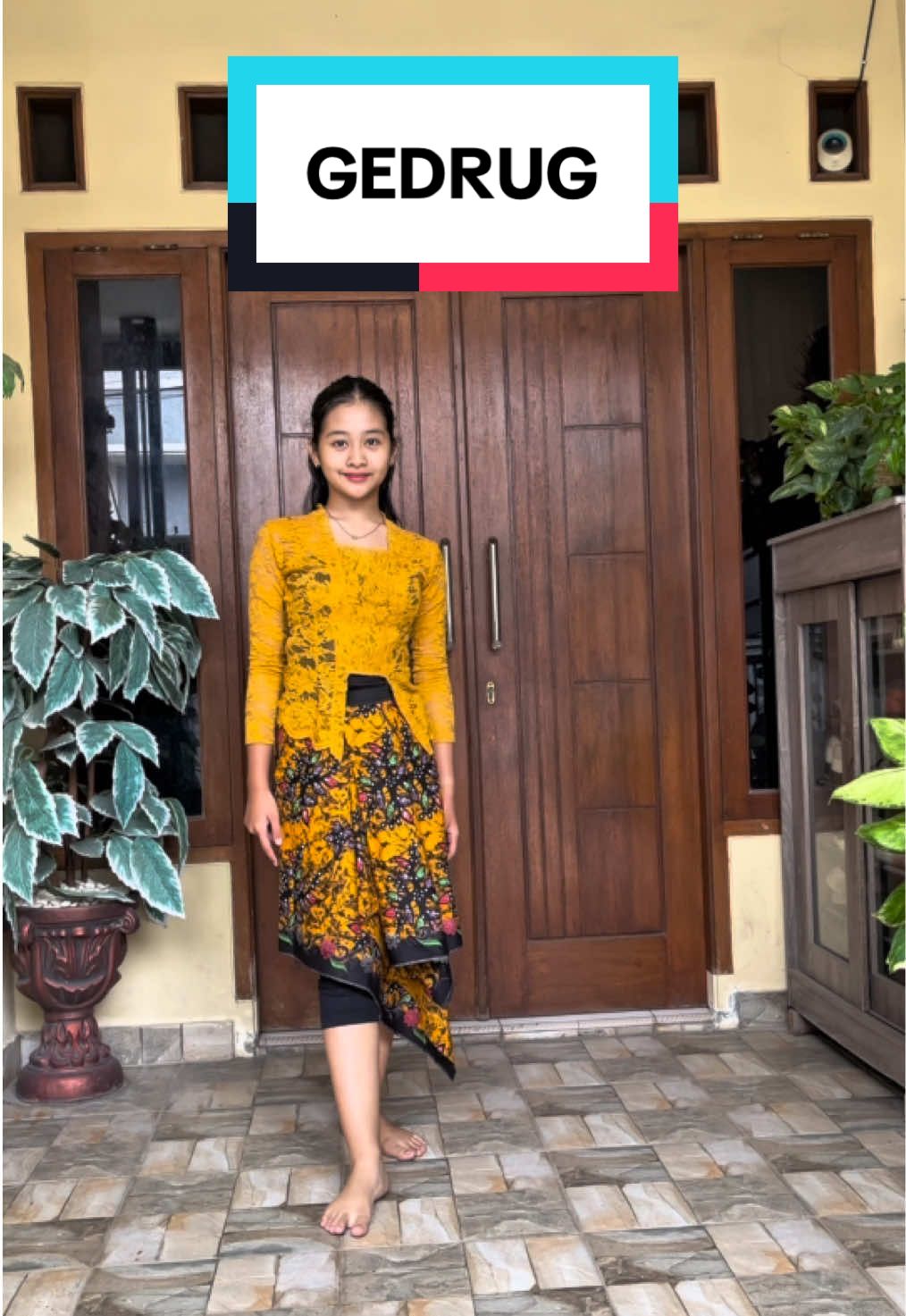 @oi khansa7