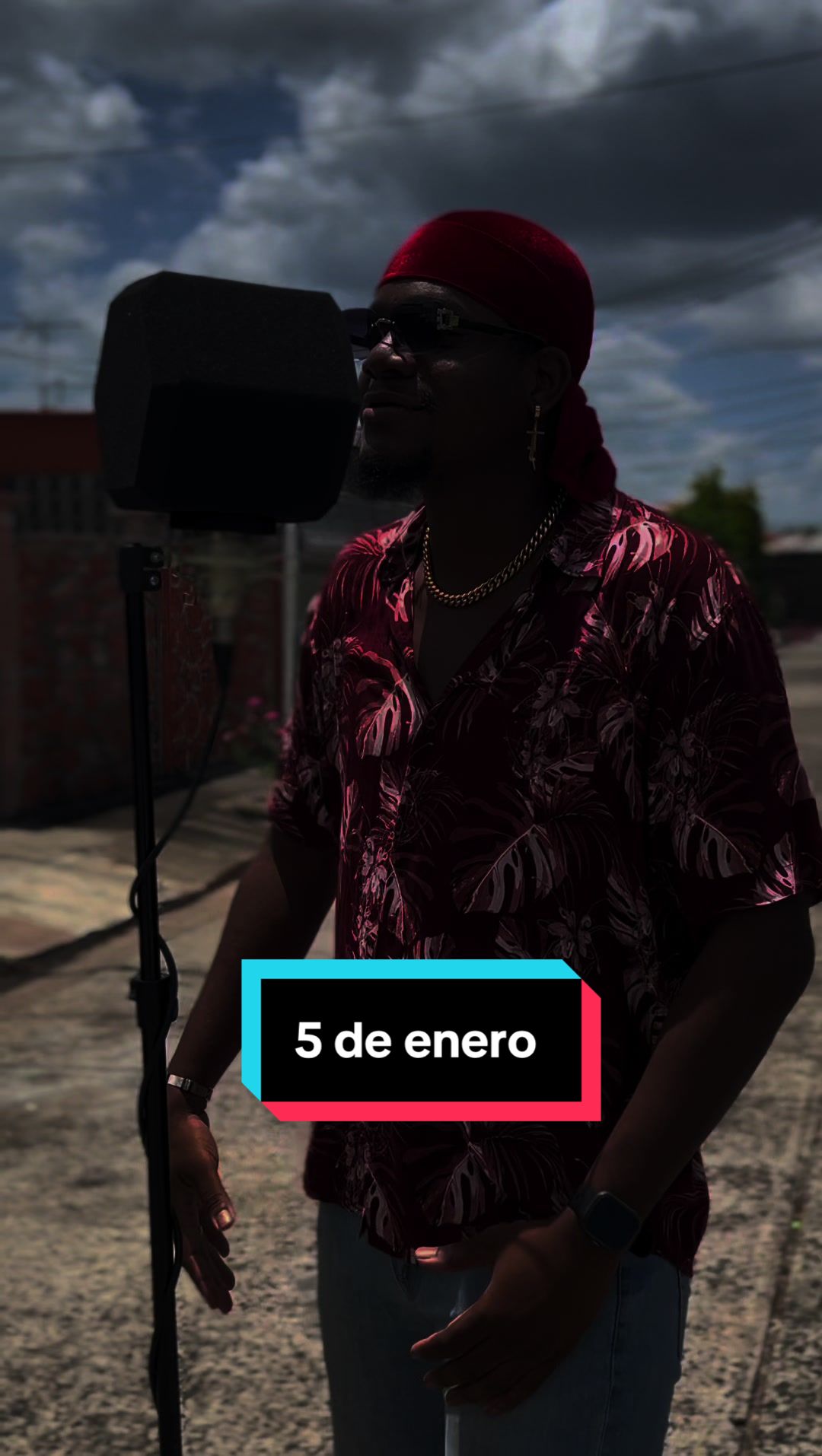 @mvnchv