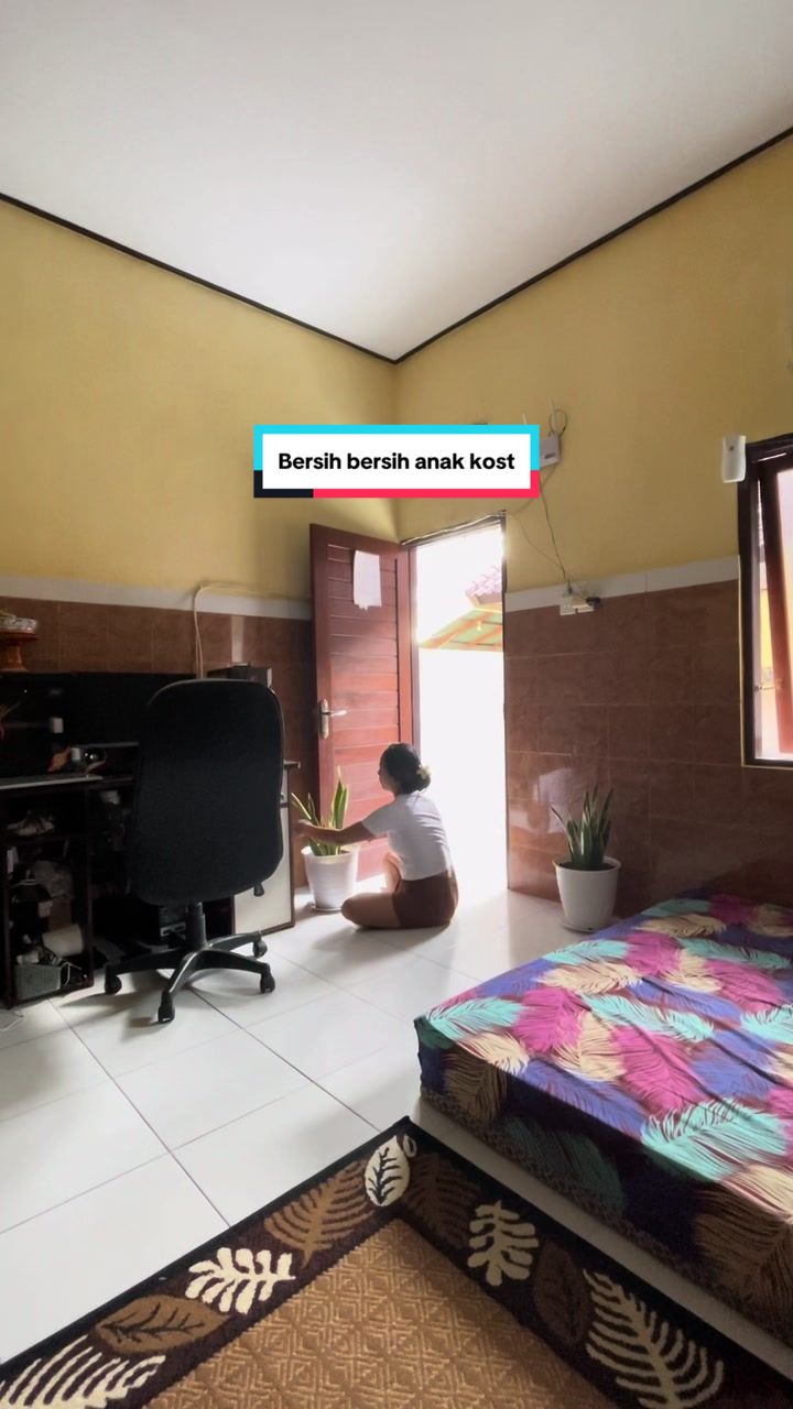 @IG : @ayuagustiini
