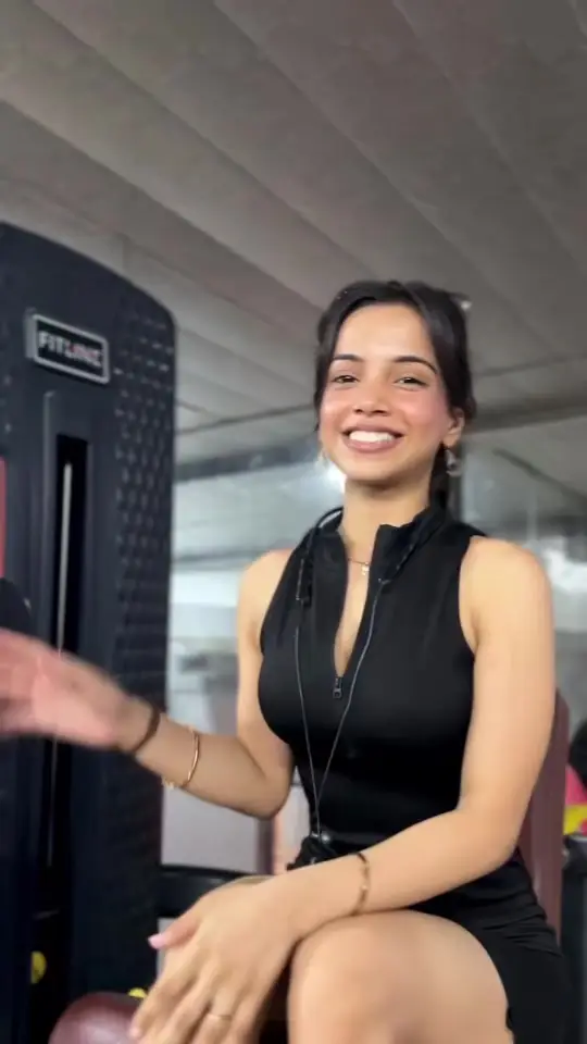Muskan K Ria Me and my massive leg gains against the | Muskan karia 🏵️ (@muskan.karia)