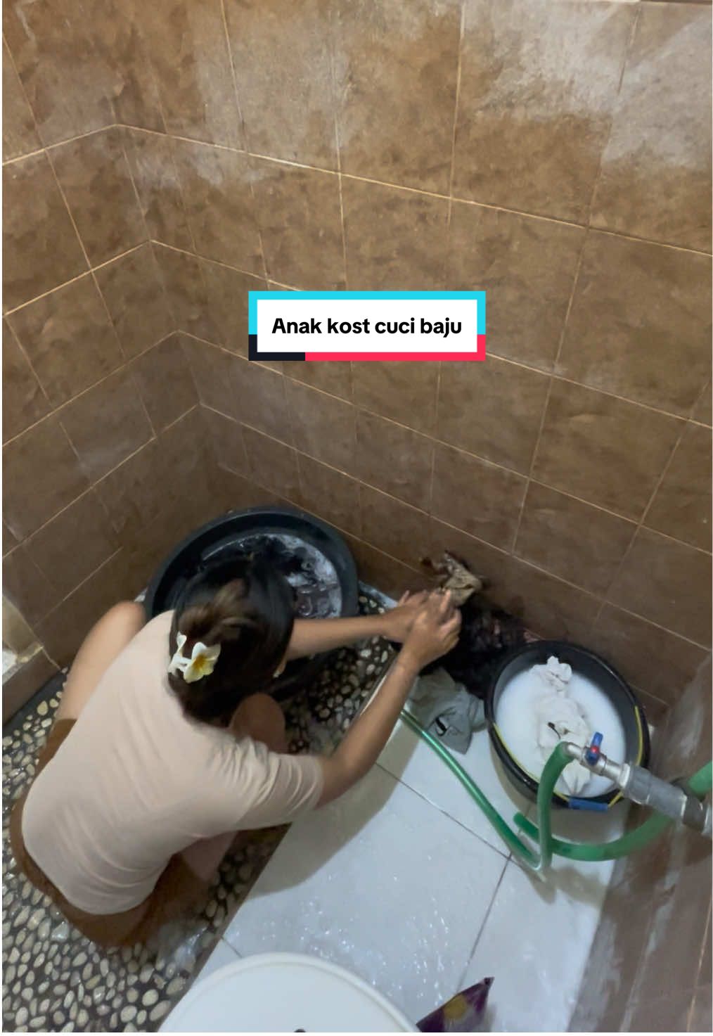 @IG : @ayuagustiini