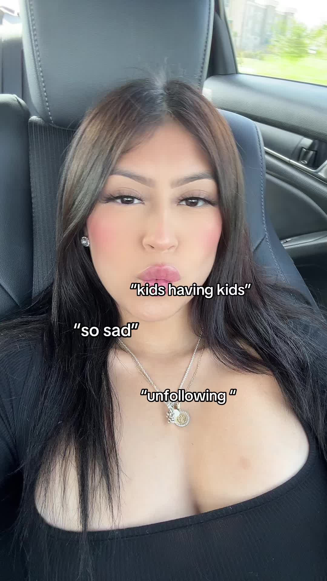 🦄 @dxddy._.desi - Desiree Montoya - TikTok