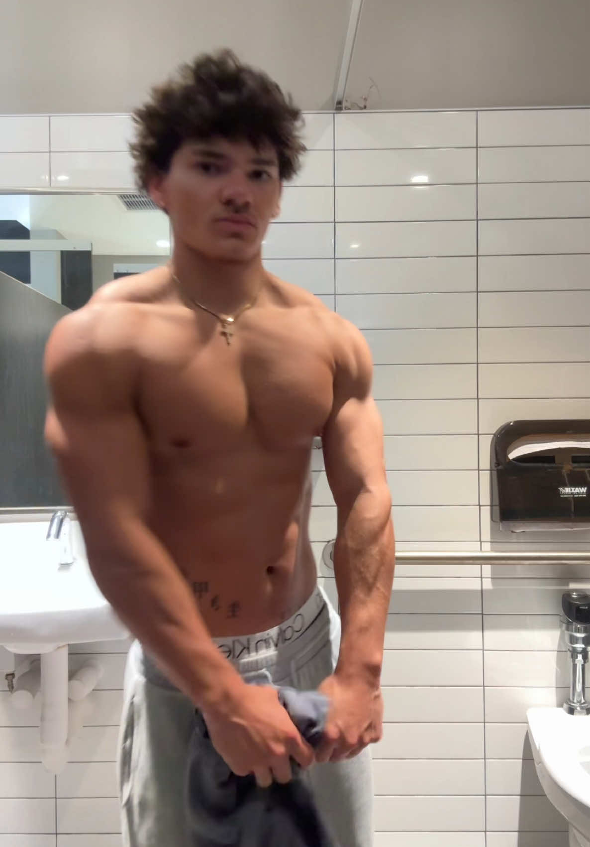 @TeenThatLifts