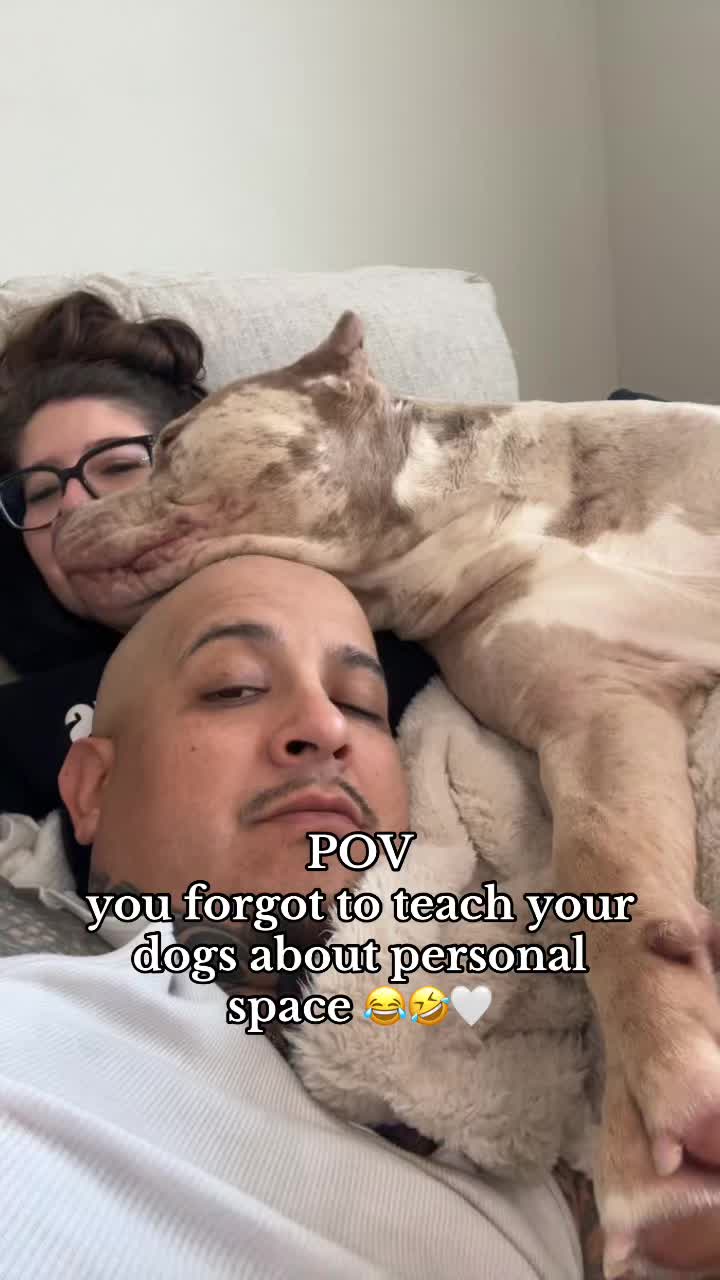 @Izzyandlooney