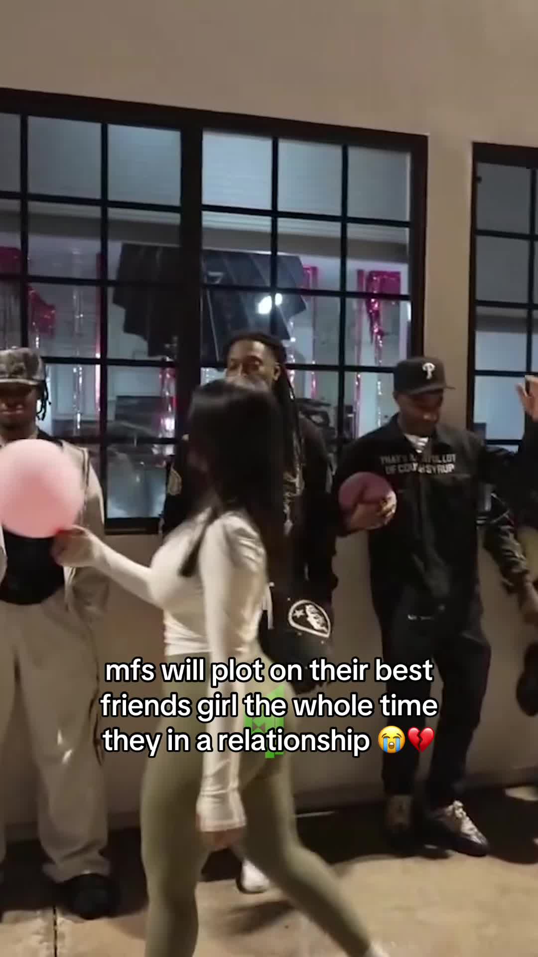 @L11ug