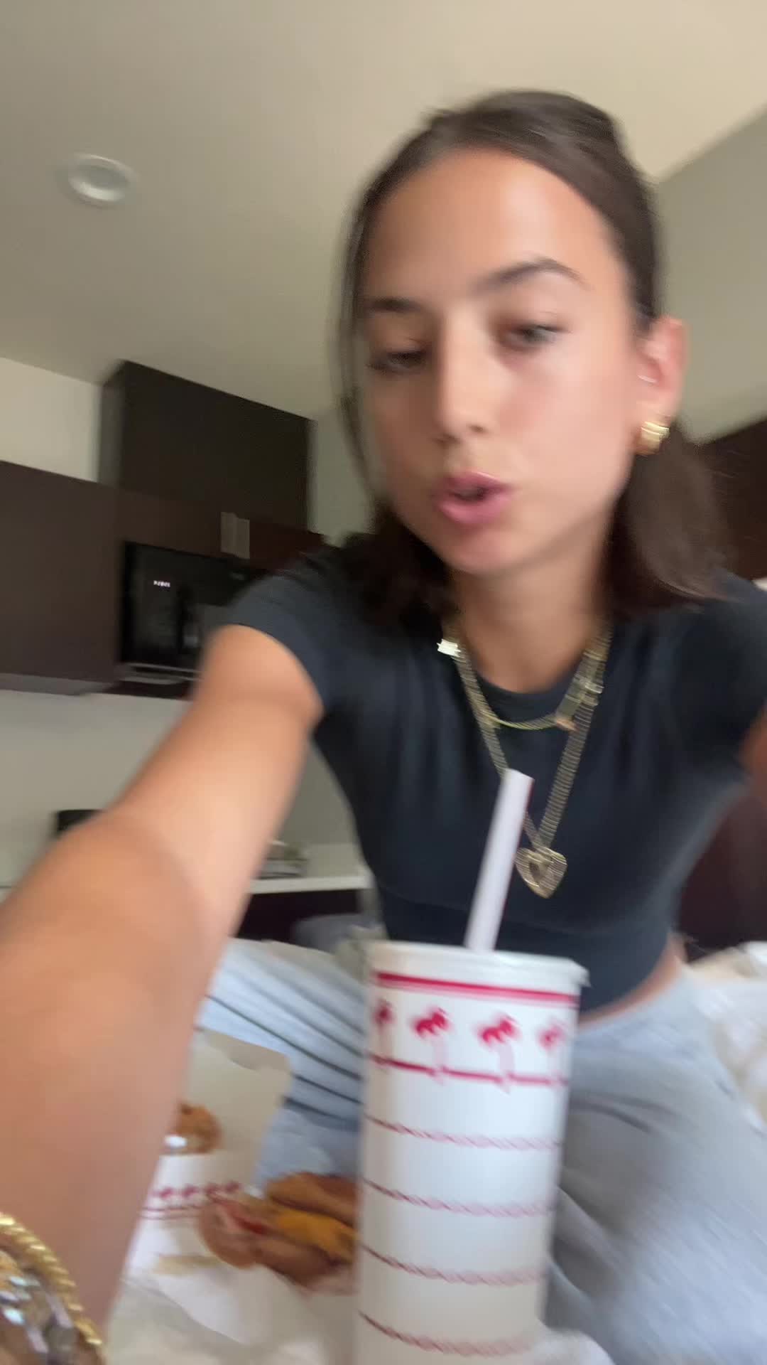@Sophia
