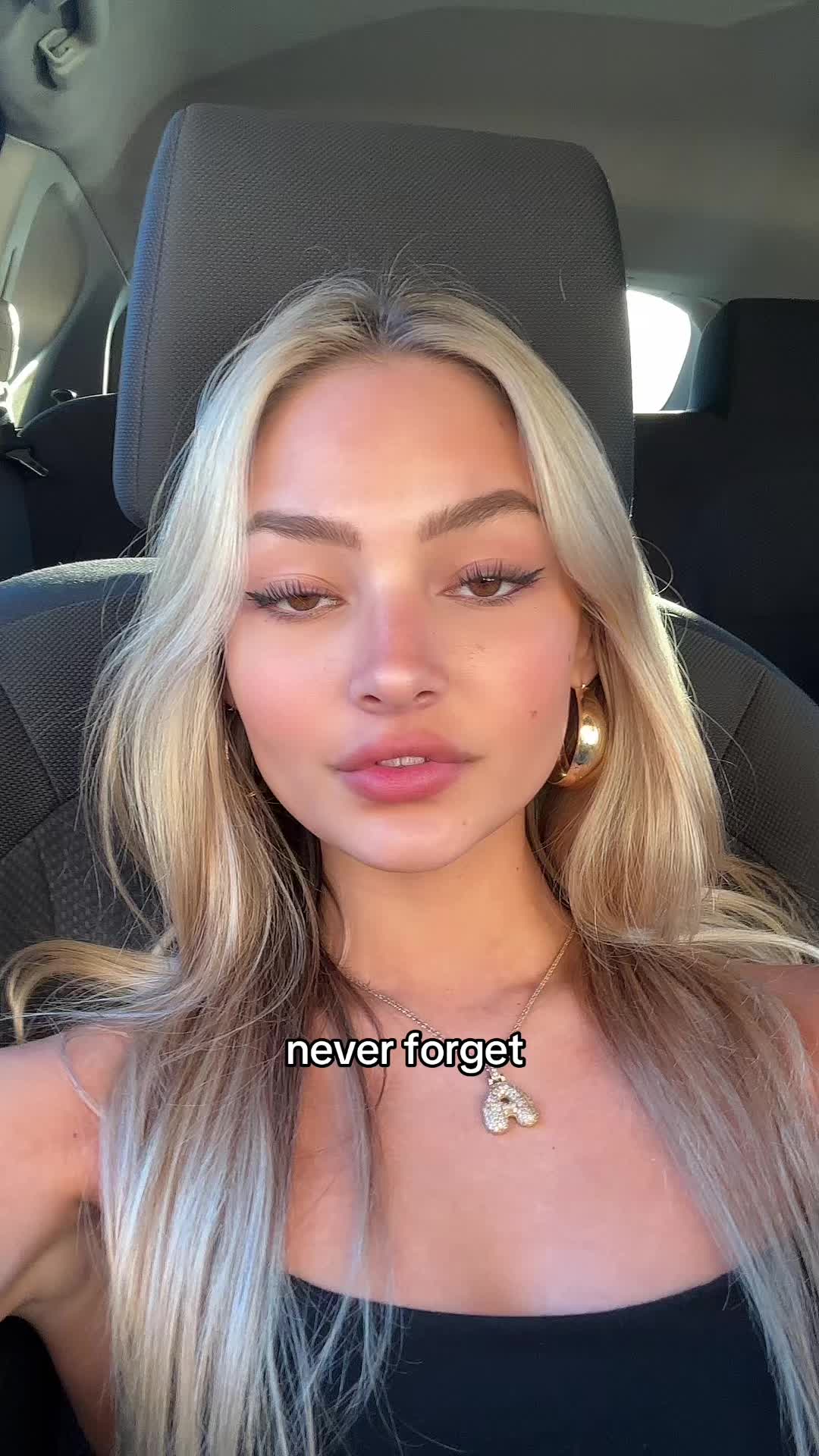 @ava alfaro