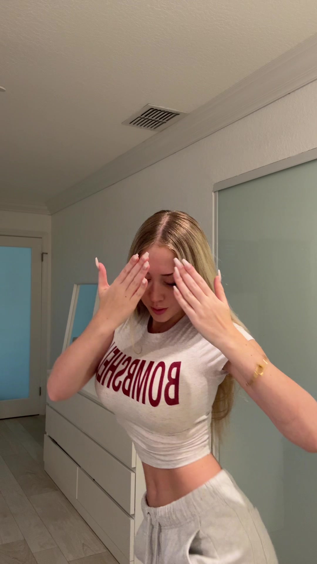 Anabel Ohalloran (@ohaanabel) - Urlebird