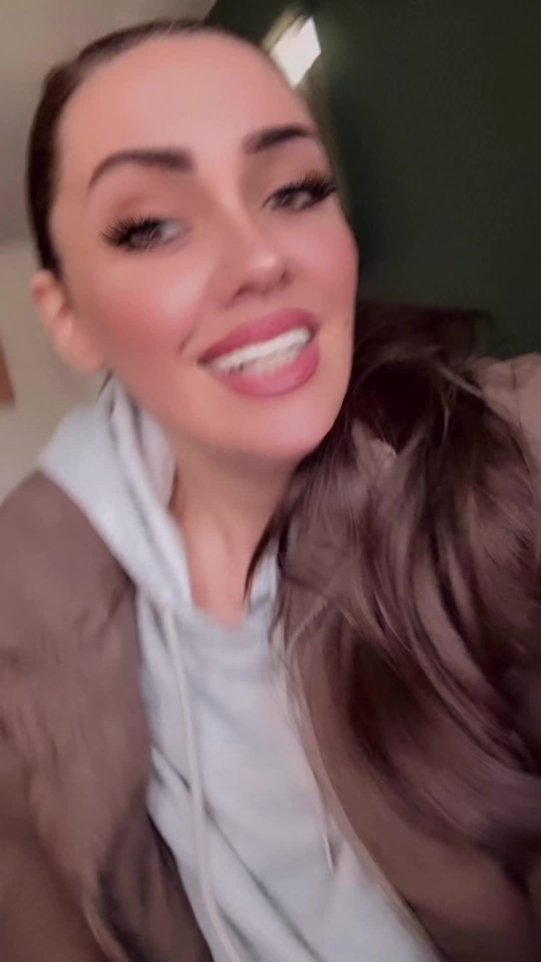 @Bella Vandala