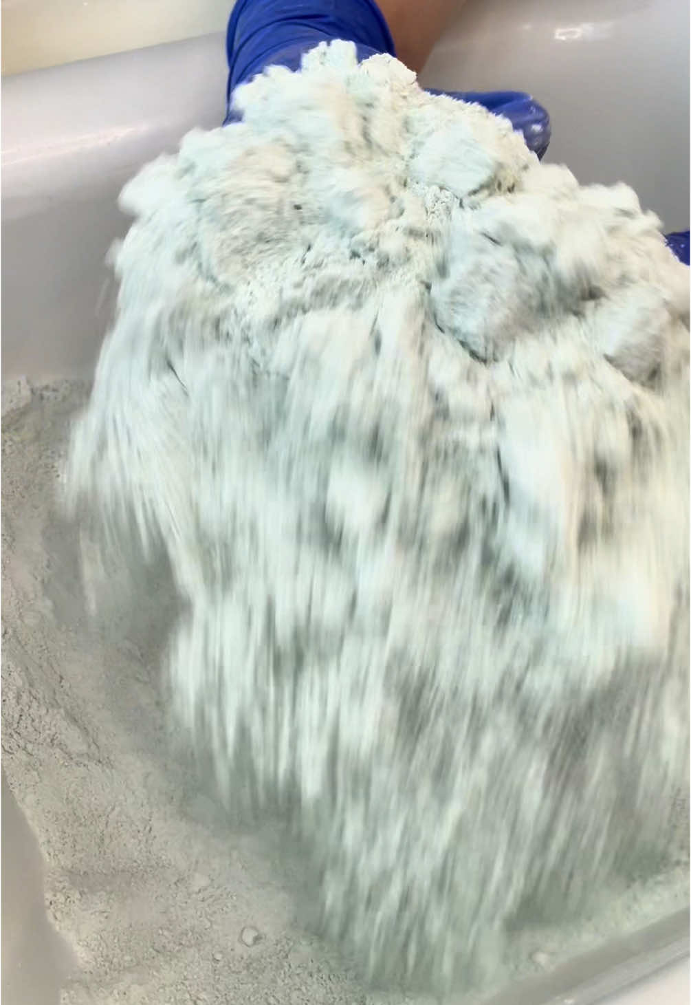 @CleaninwithAsh