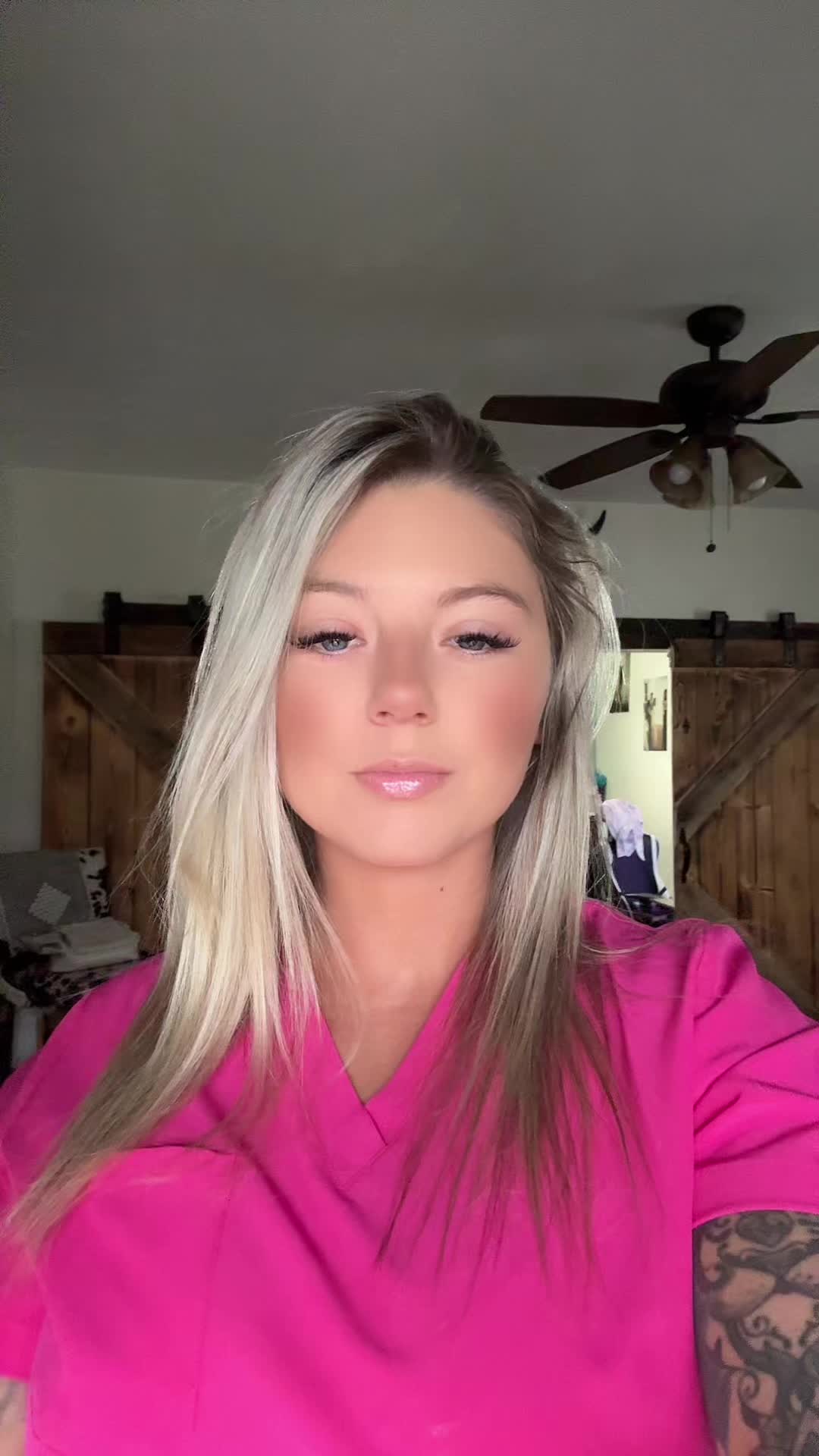 @Tattedqueen28🍭🍬