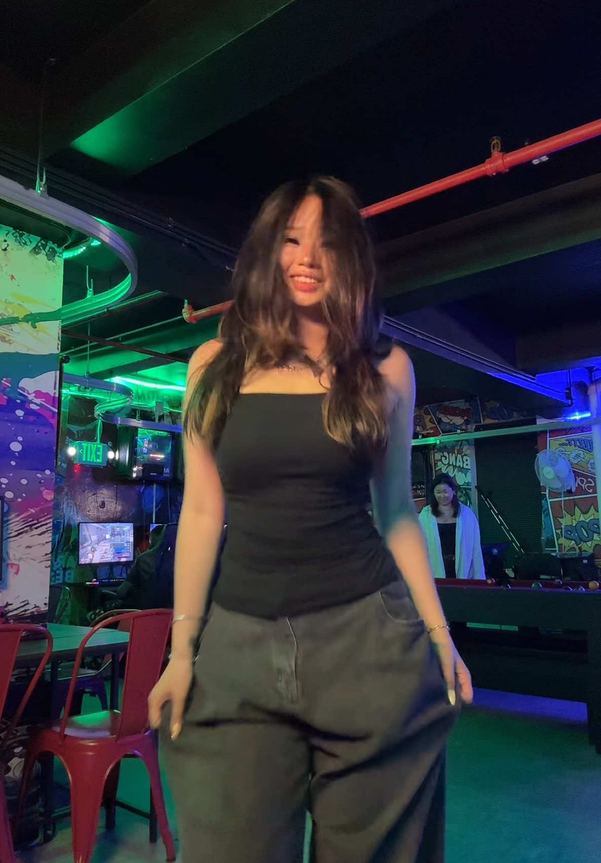 Pants from @Nevstudio Official Annie Zheng (@cellow111)