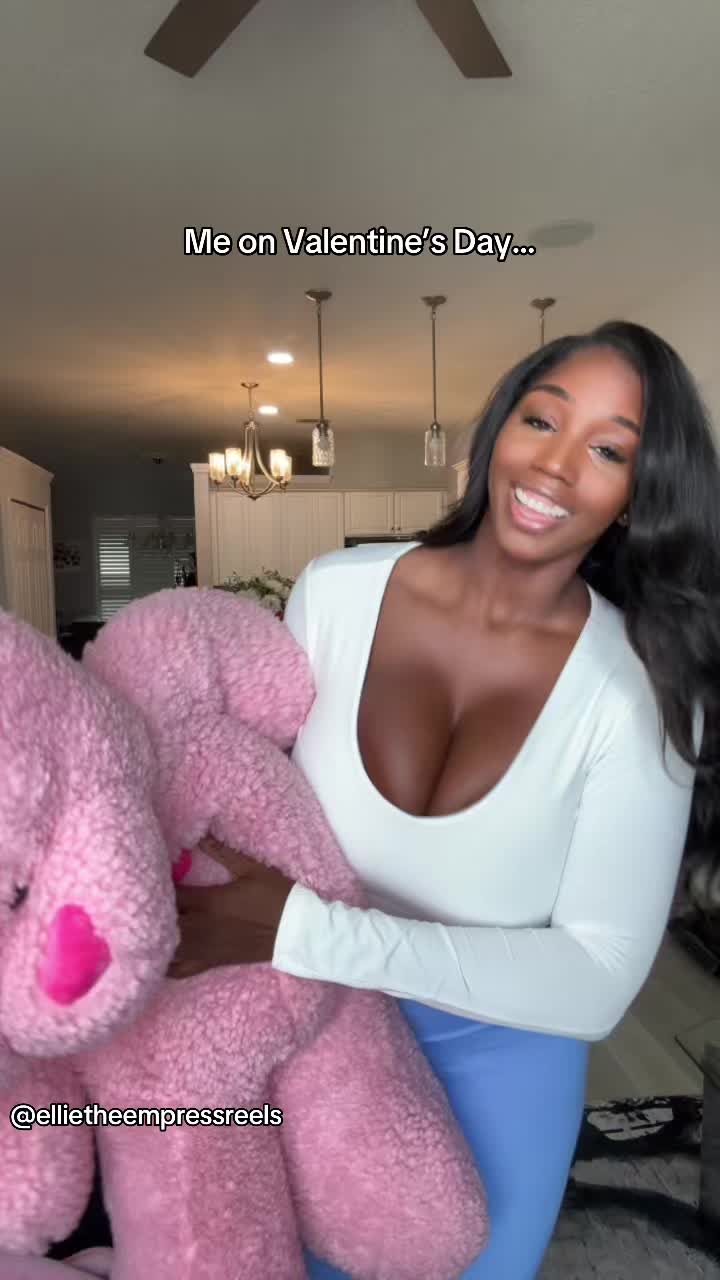 🦄 ellietheempress EllieTheEmpress TikTok