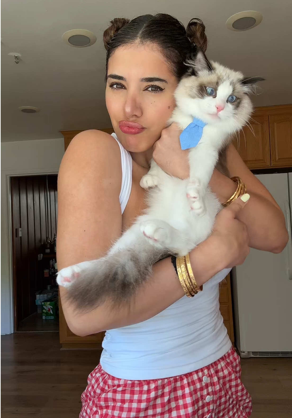 Lexi (@ohhbabyitslexi) - Urlebird