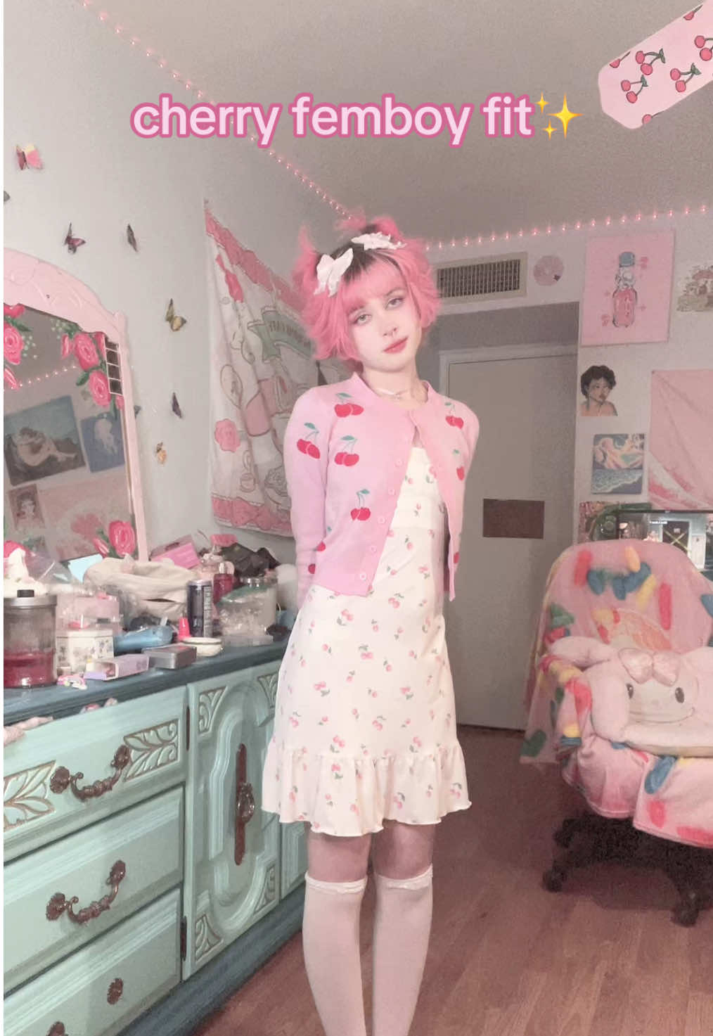 Kai ♡ (@strawbabyboy) - Urlebird