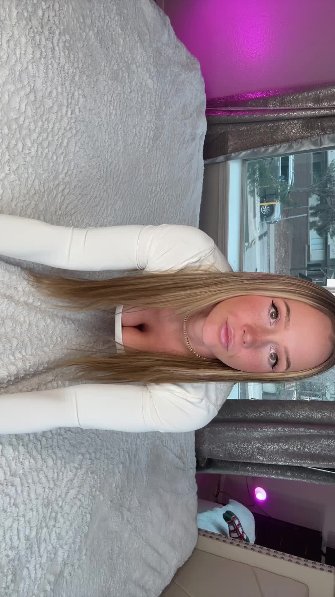 160 likes, 12 shares, 2 | ashfreeman (@ashfreeman1)