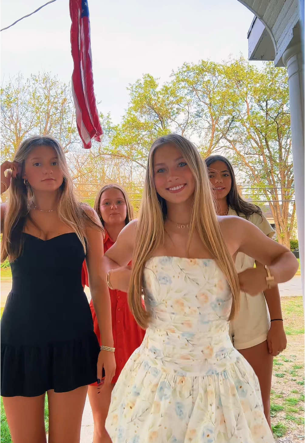 Abby Champ (@secretabbyspam) - Urlebird