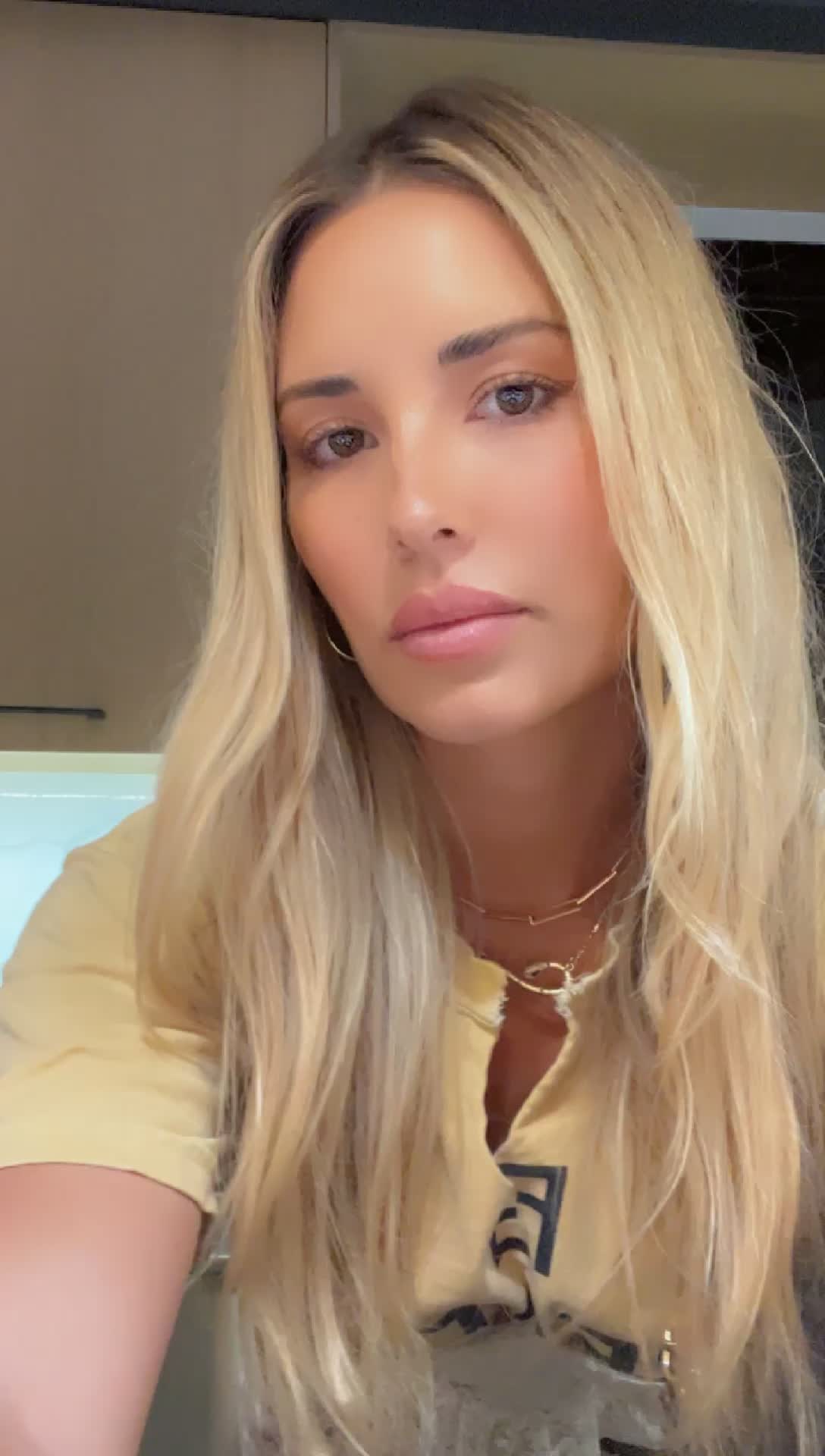 230 лайков, 2 поделились, 8 Sierra Skye (@sierraskyeex)