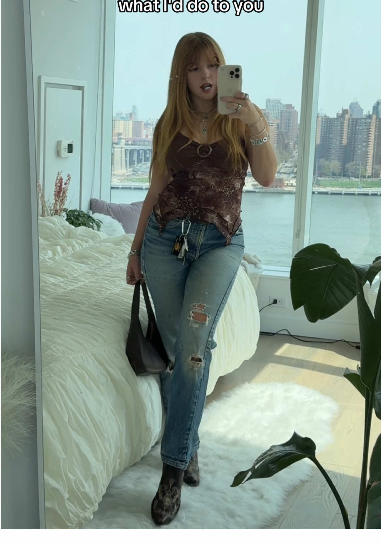 Roux (@roux.tv) - Urlebird