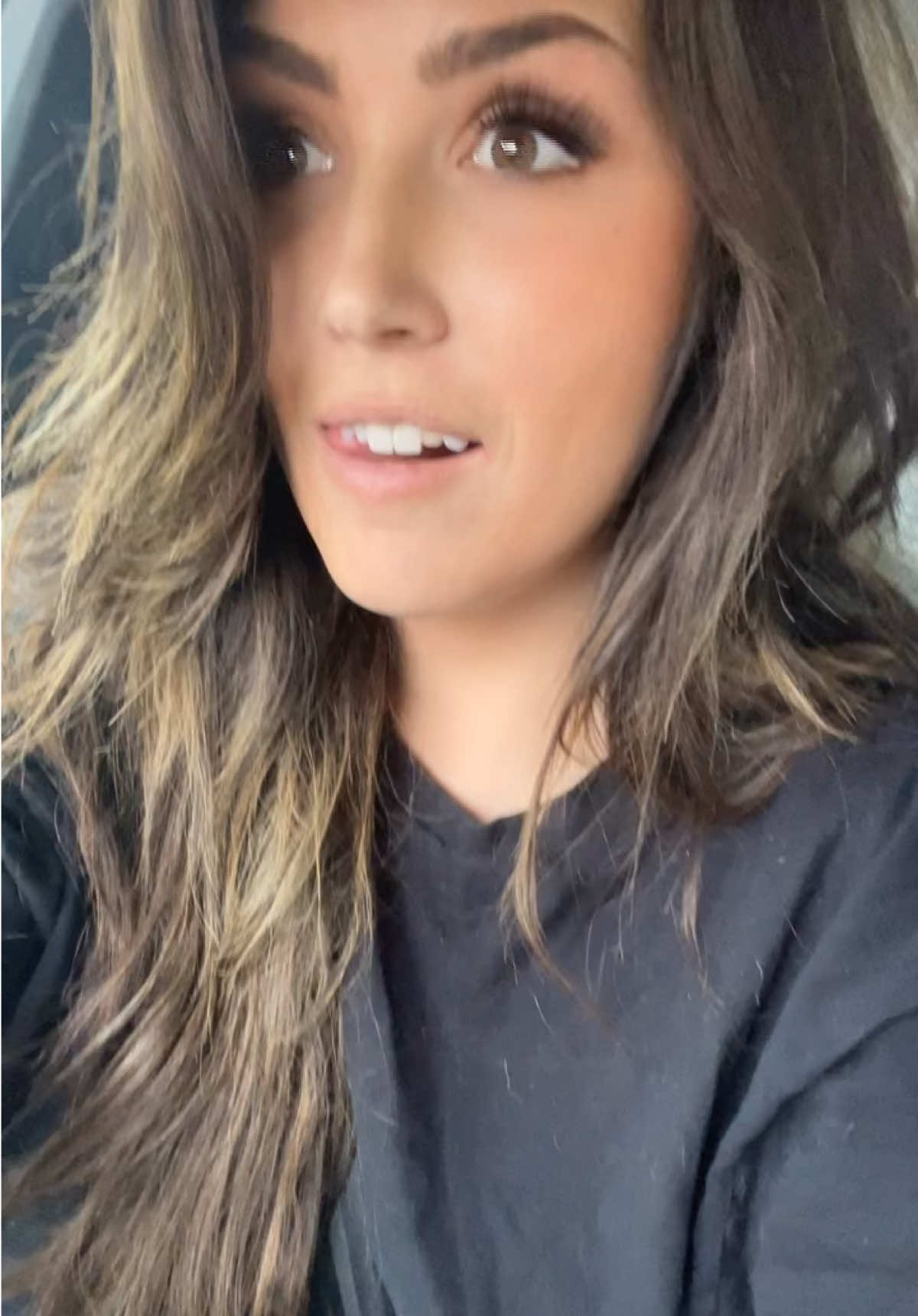 Madi 🦕 (@madatatat) - Urlebird