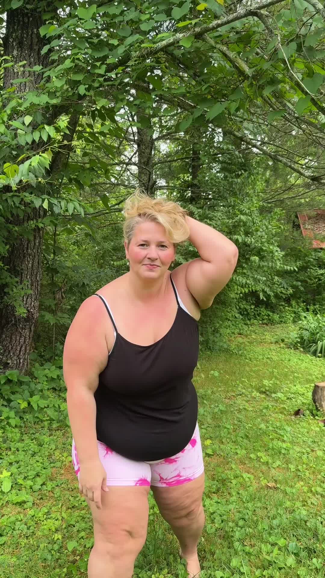 shesLillyHart (@sheslillyhart7) - Urlebird