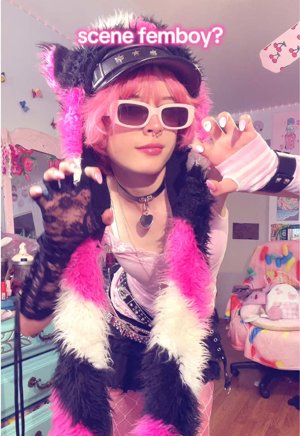 Kai ♡ (@strawbabyboy) - Urlebird