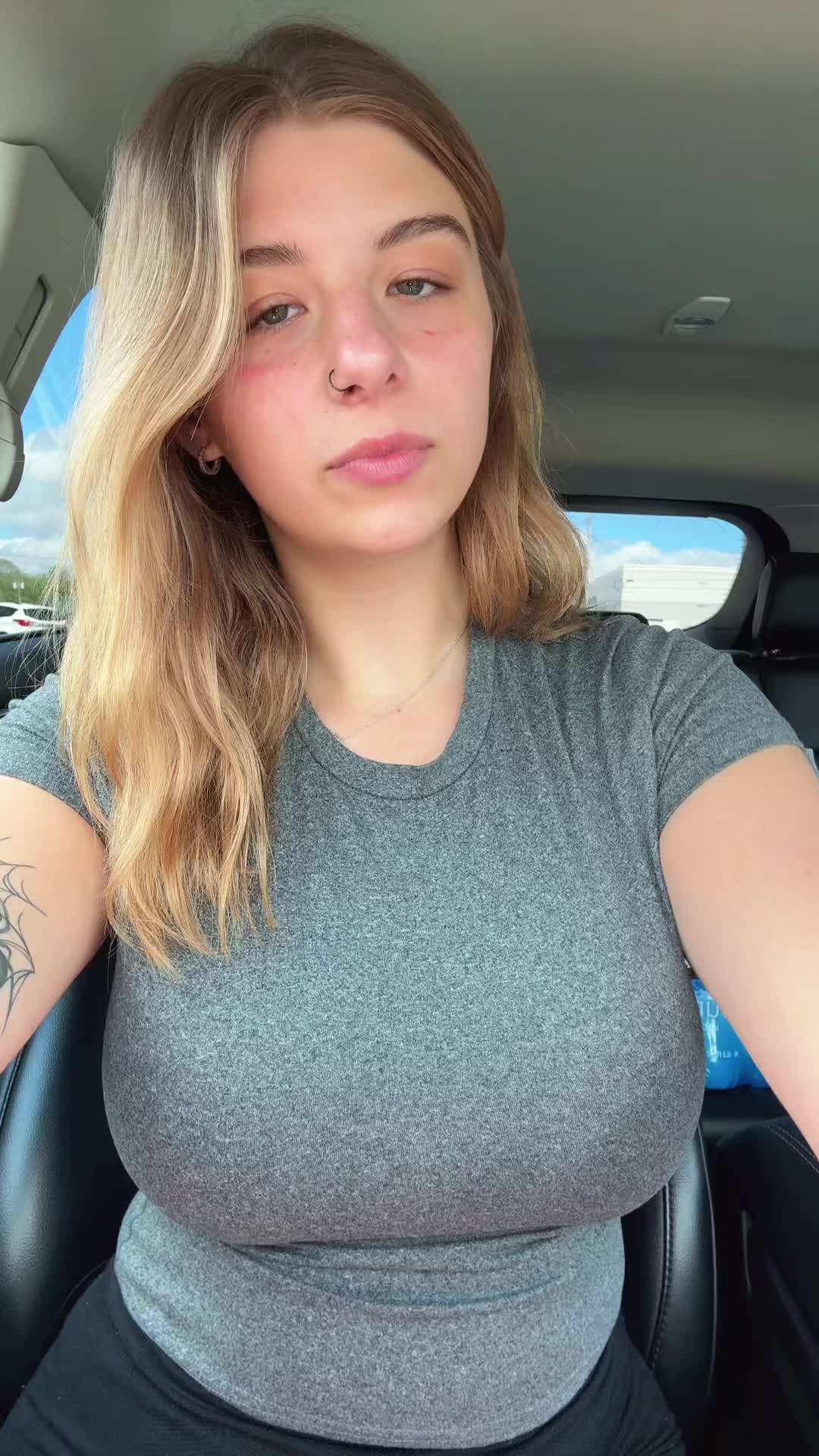 lynntoriaaaaa (@lynntoriaaaaa) - Urlebird