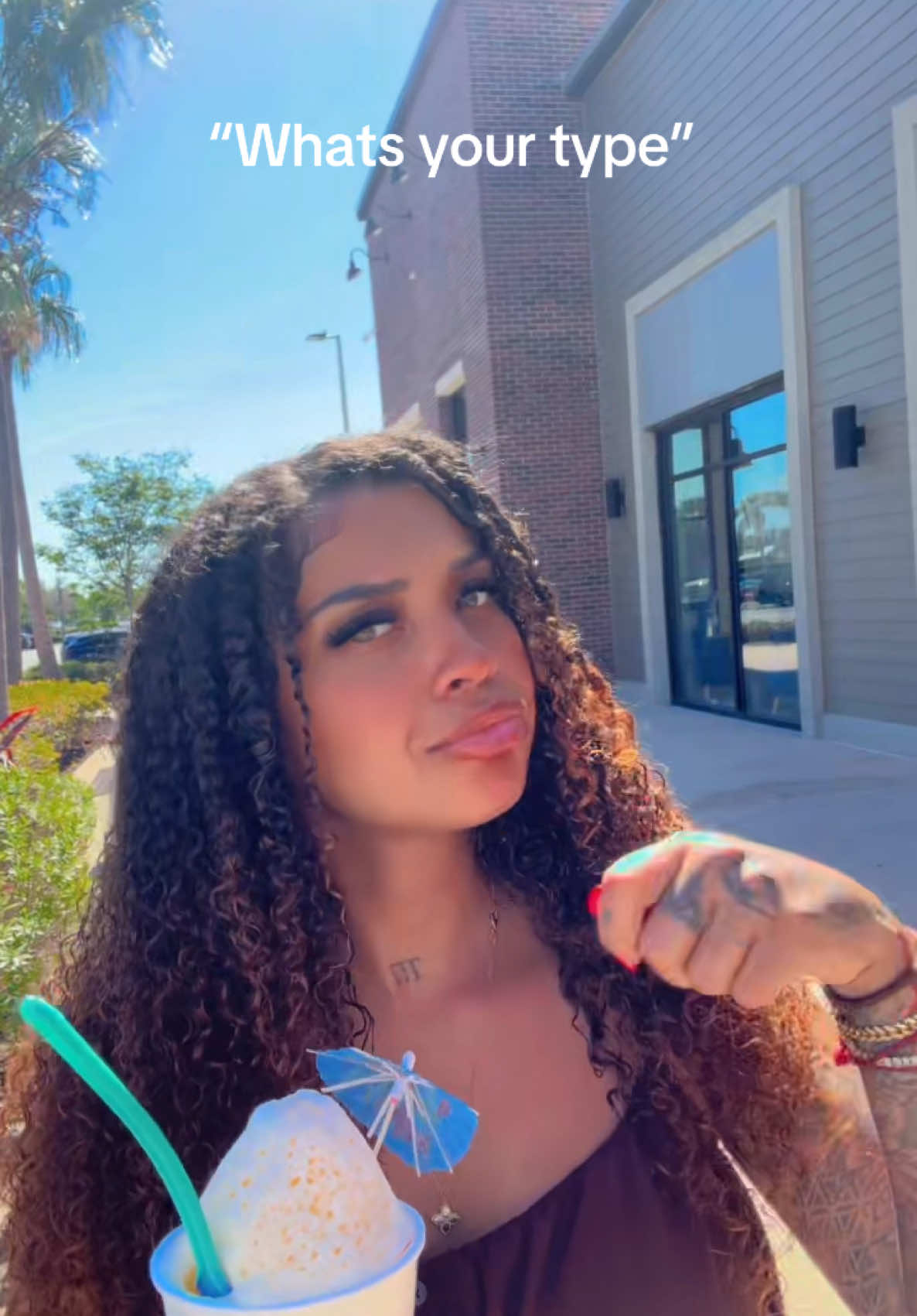 hannahmarieroyal (@hannahmarieroyal) - Urlebird