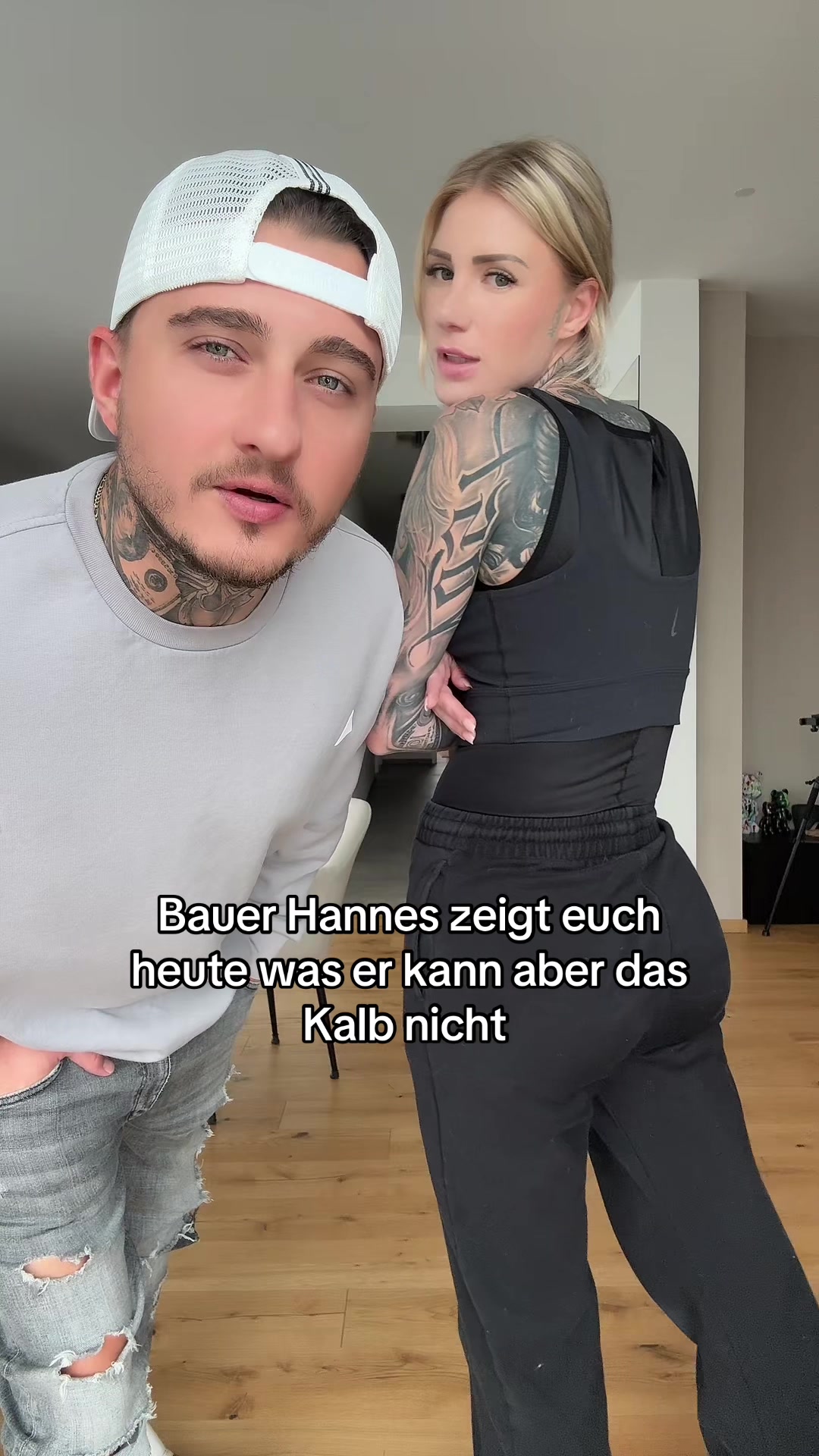 vanessa.libertee (@vanessa__liberte0) - Urlebird