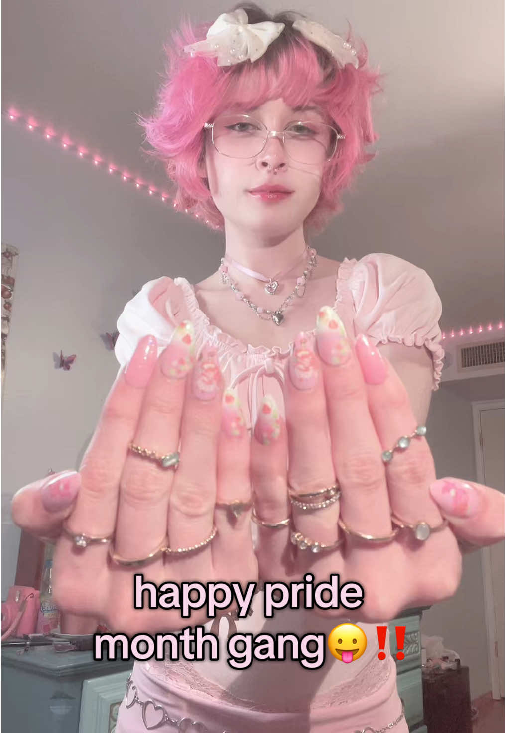 Kai ♡ (@strawbabyboy) - Urlebird