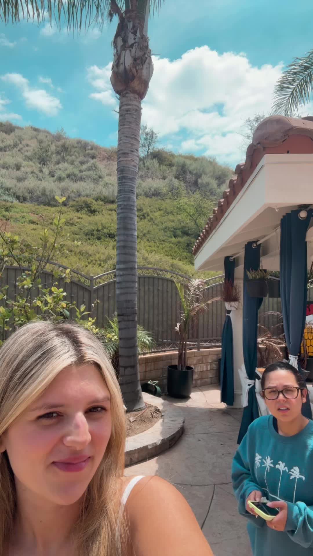 apple saucy 🏩🎀💞🌷 (@applesaucy102) - Urlebird