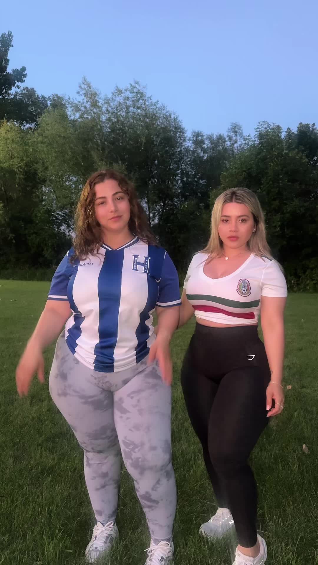 Brisna Reyes 👸🏼🍑 (@reyesbrisna) - Urlebird