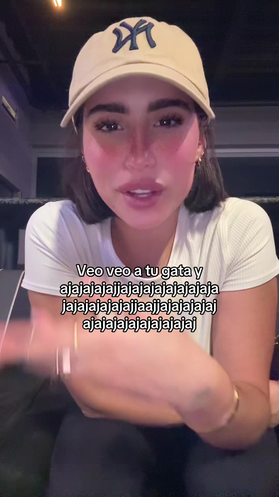 her (@444angiii) - Urlebird