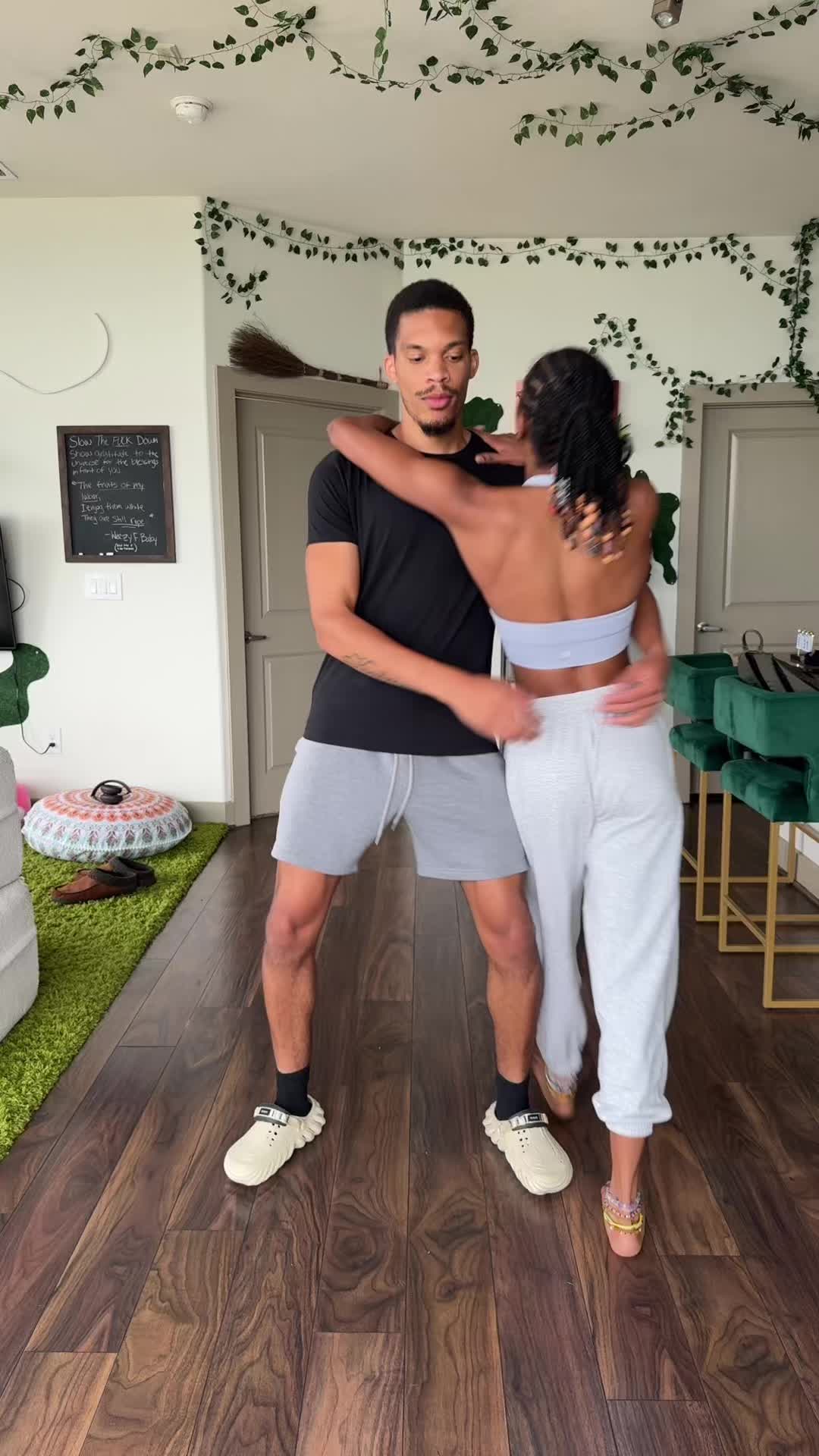 HEAVEN & PEEZY (@deenpeezy) - Urlebird