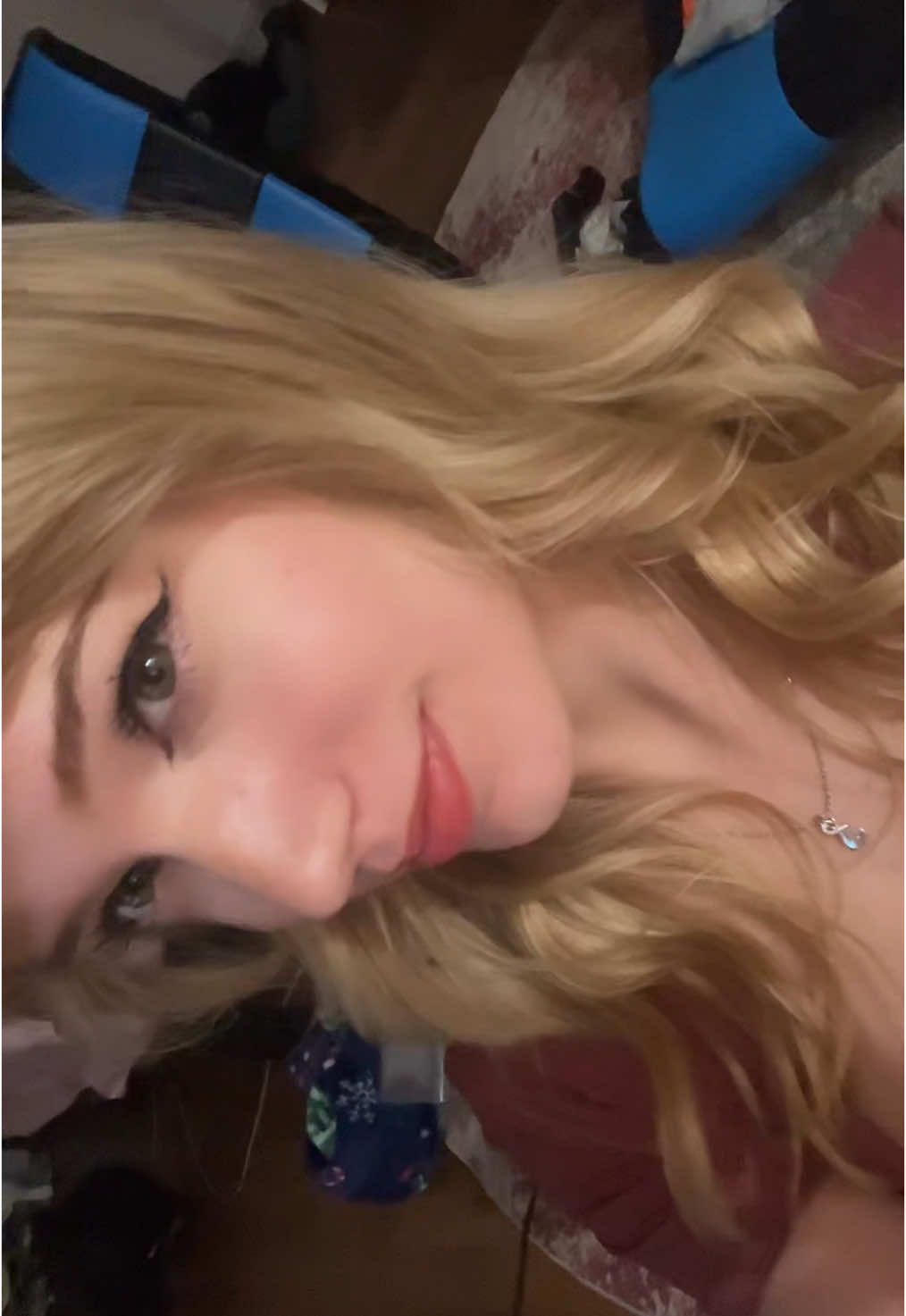 🤔 ( stachekink) Urlebird