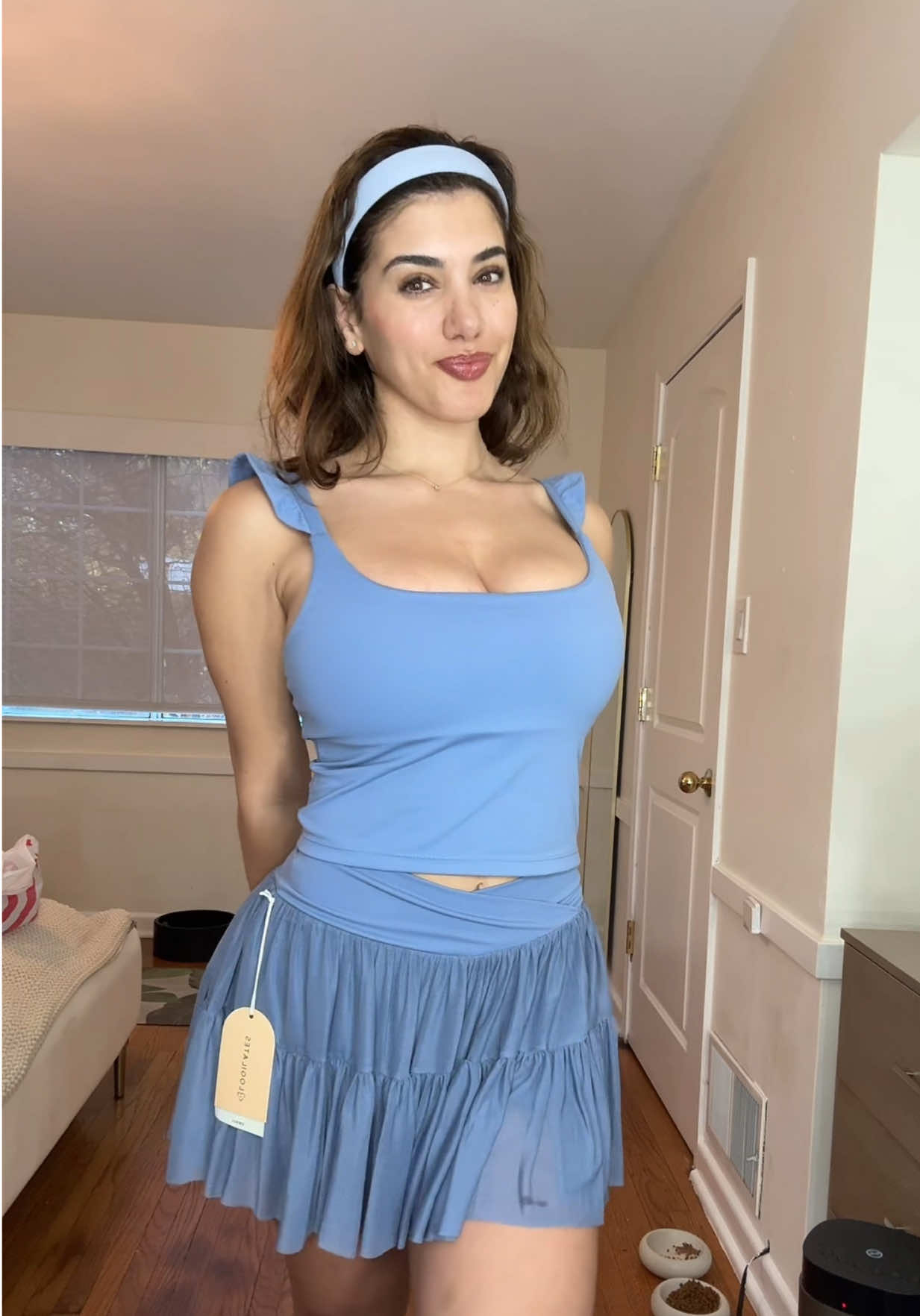 Lexi (@ohhbabyitslexi) - Urlebird